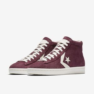 vintage suede high top converse!